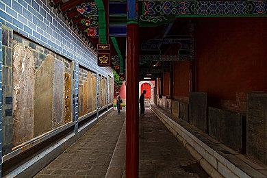 抛弃ZZZQ？网友称赞《光与影：33号远征队》有漂亮女角色、甚至能看到女性内衣